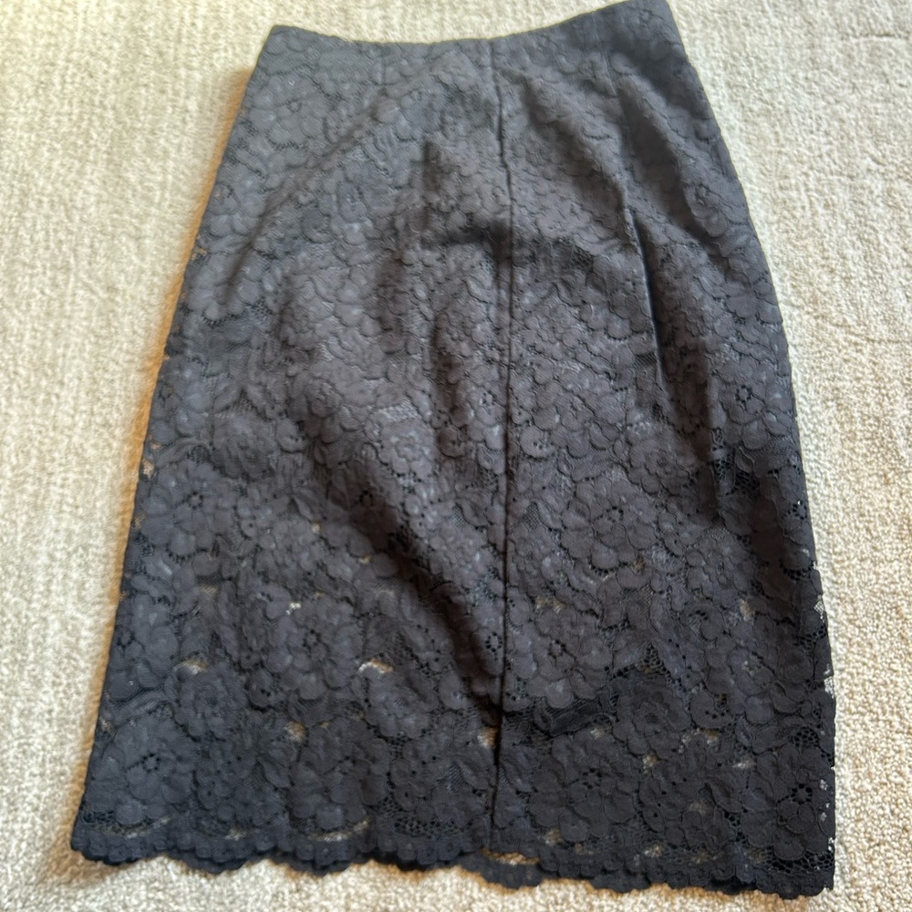 H & M Elegant Black Lace pencil skirt